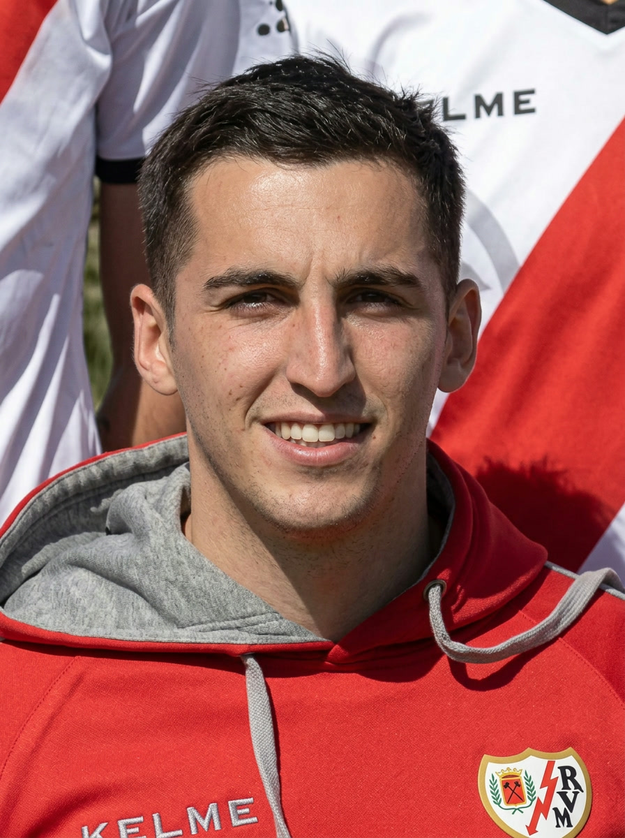 Héctor Alcázar - Co-Founder & Football Coach